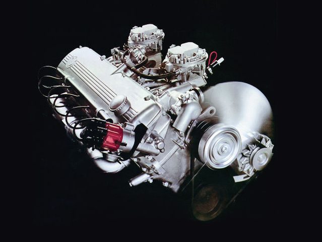 Двигатель BMW M30B35