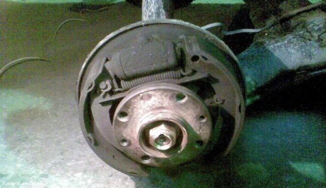 Сборка механизма заднего колеса на ВАЗ-2112