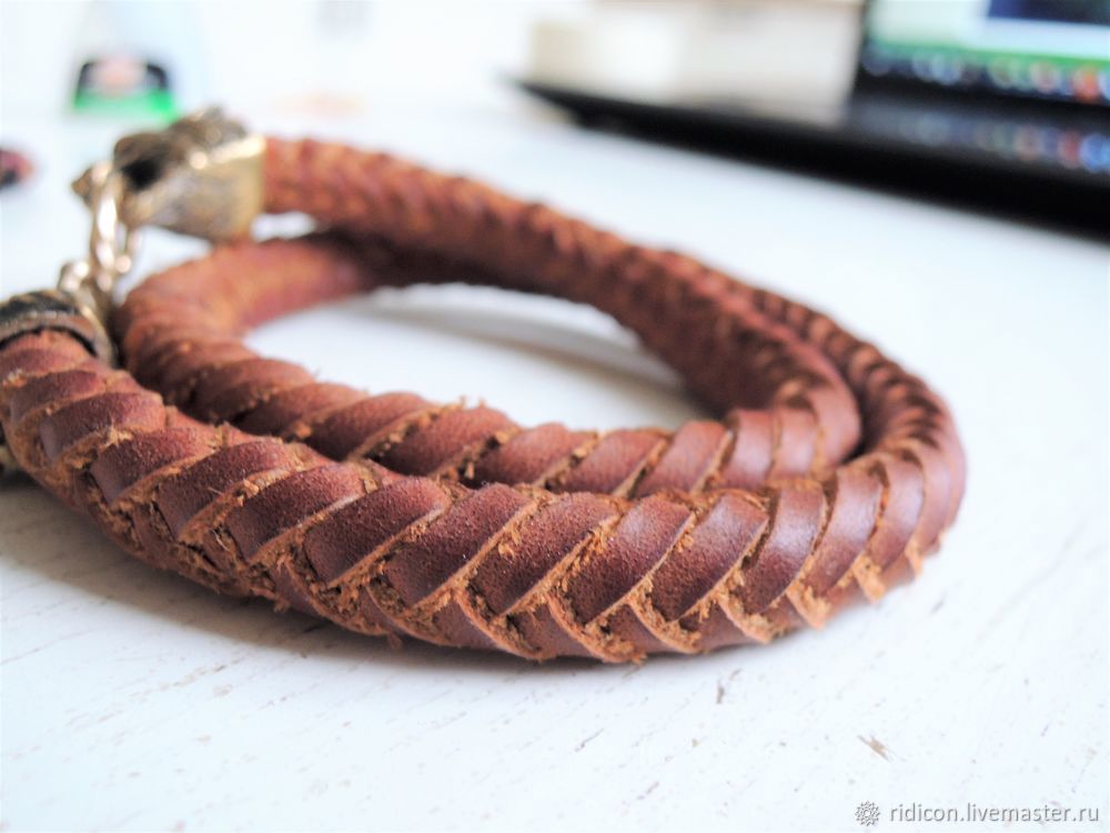 Как сделать браслет из плетеного кожаного шнура, фото № 25