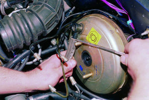 Замена вакуумного усилителя тормозов ВАЗ-2109