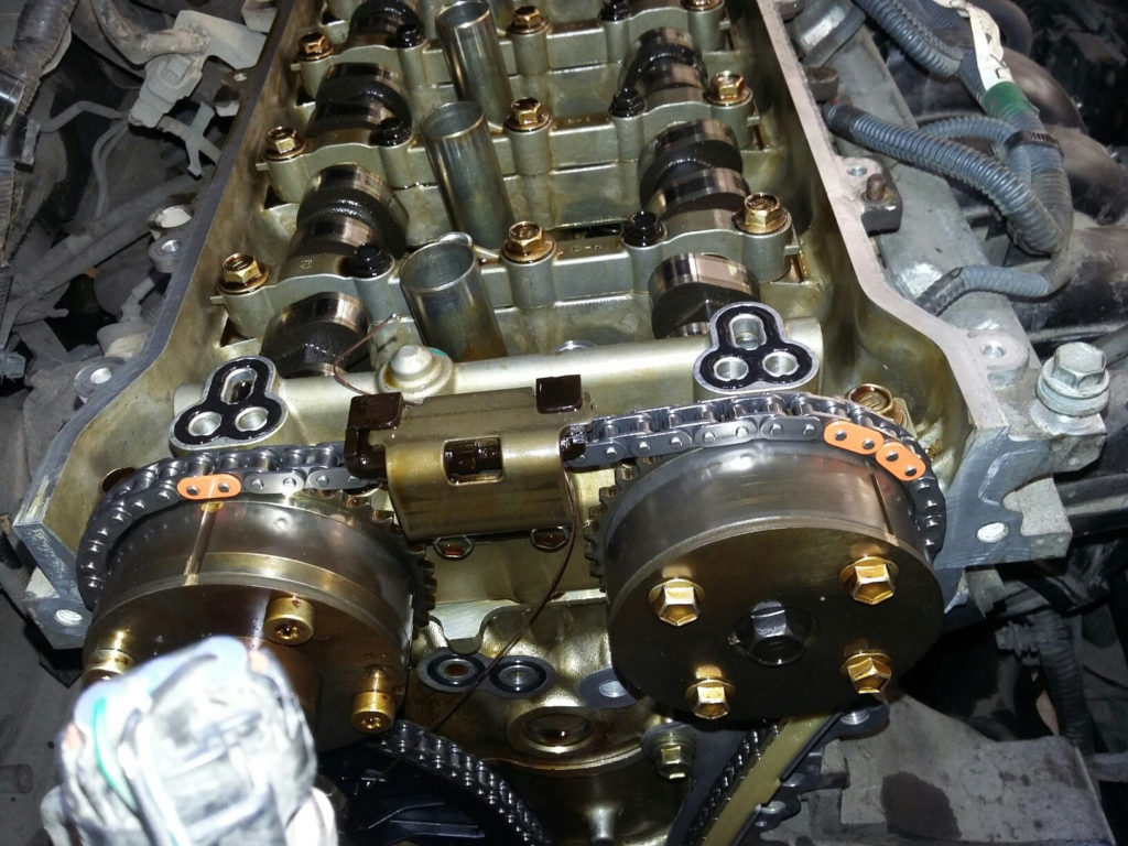Двигатель Toyota 2zr-fe
