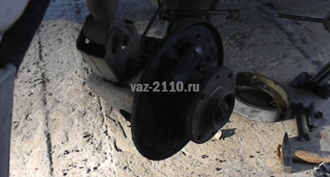 Самостоятельная замена заднего тормозного цилиндра на ВАЗ 2110