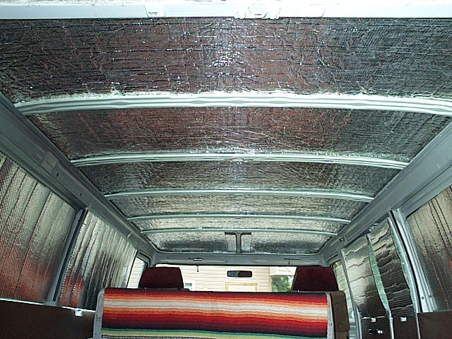 утеплитель потолка  для авто машины автомобиля теплоизоляция звукоизоляция 10 мм